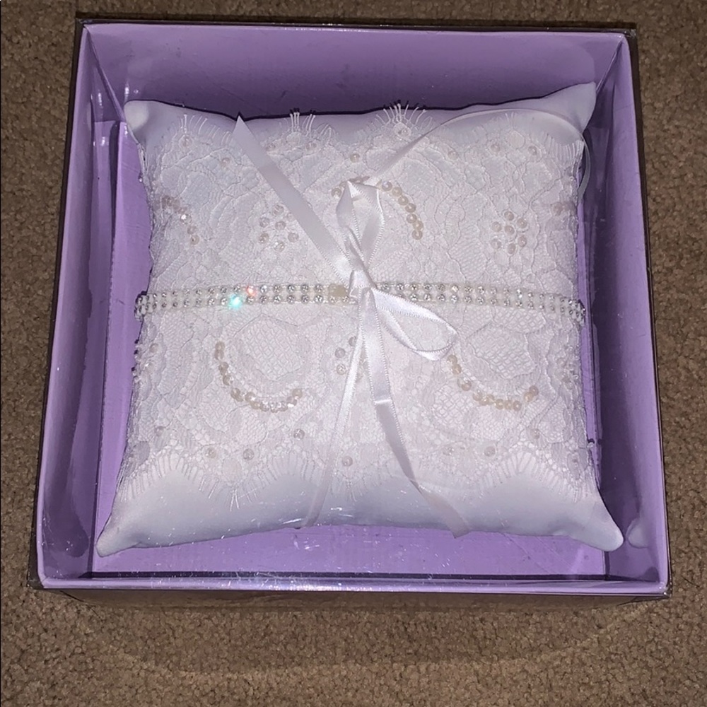 Ring-bearer pillow
